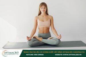 Ngồi hít thở sâu