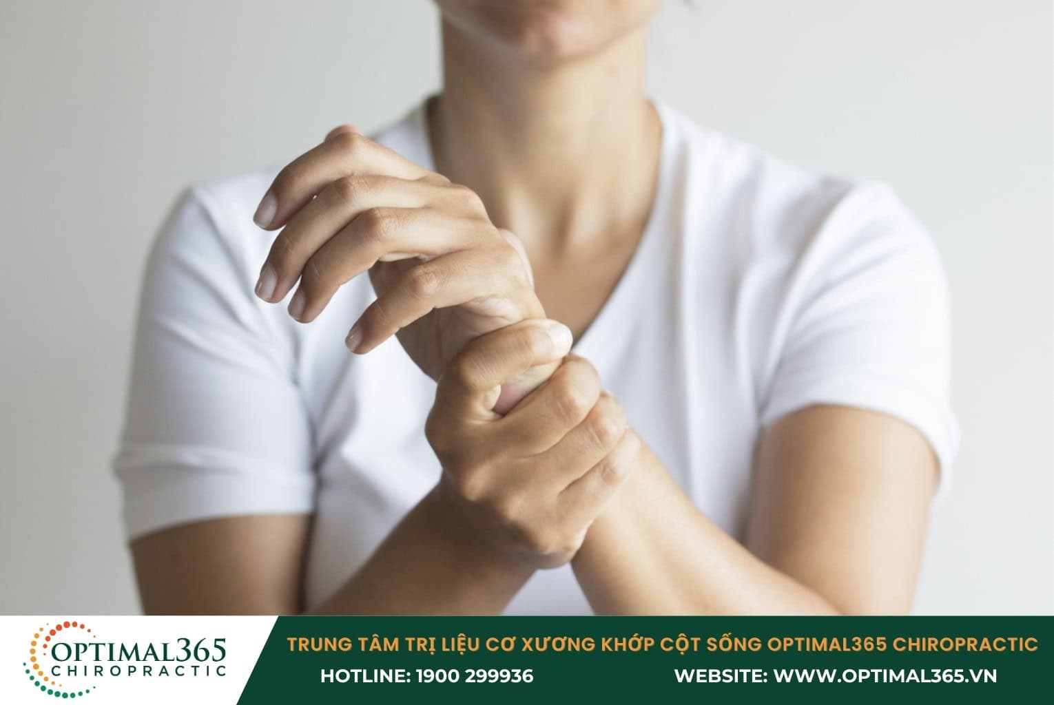 Đau vai gáy mức độ vừa