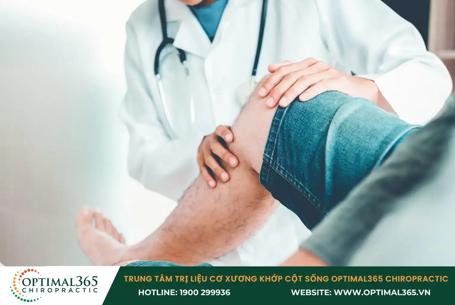 Bác sĩ hỏi khám để chẩn đoán tình trạng bệnh nhân