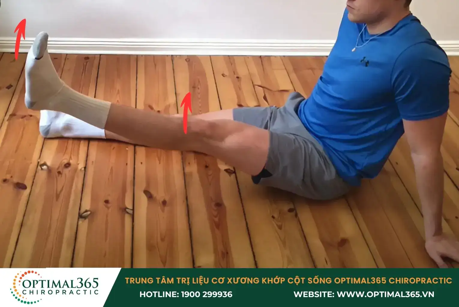 Từ từ nhấc chân lên cao cách khỏi mặt sàn