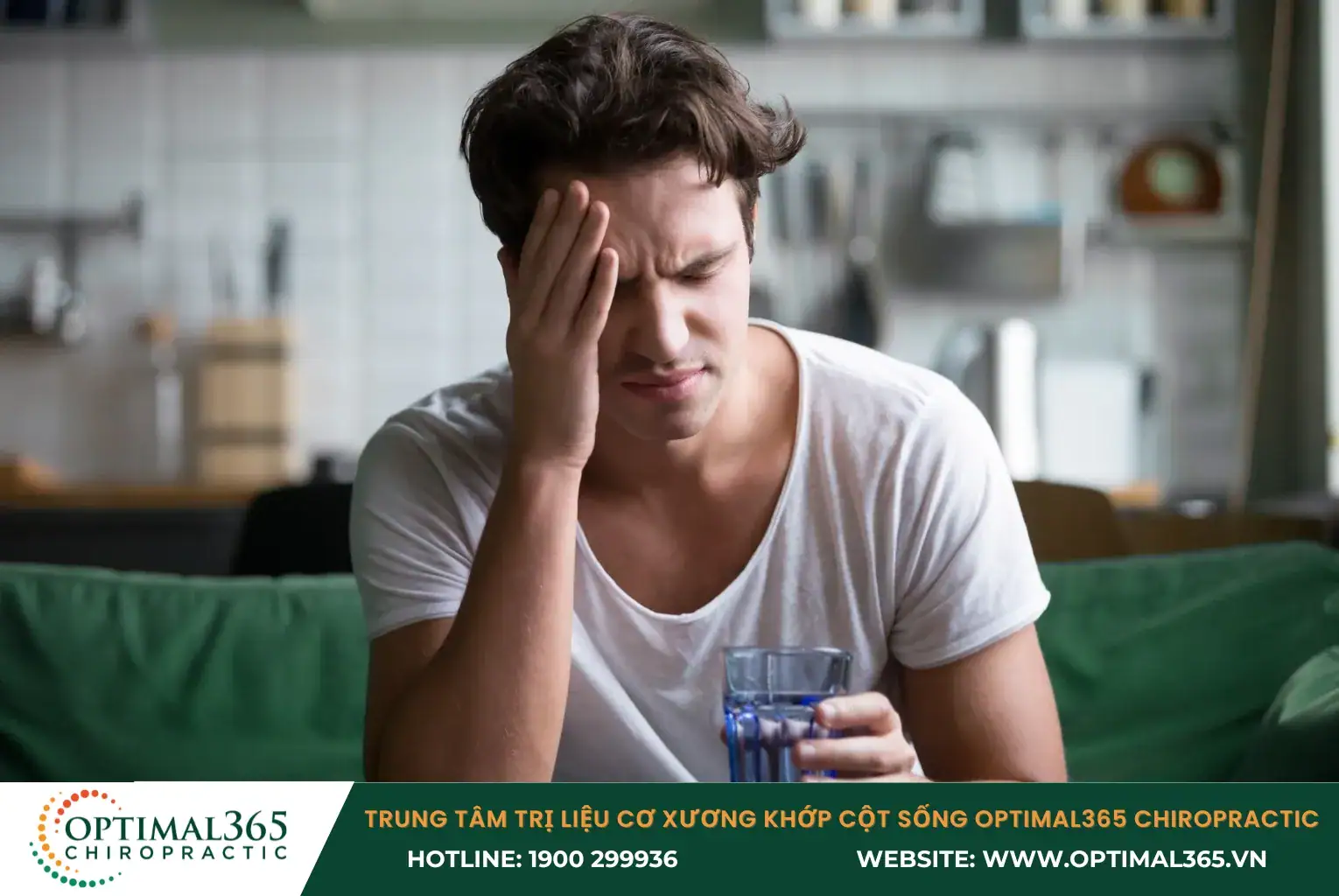 Đau nửa đầu từng cụm khởi phát do uống rượu bia, hút thuốc