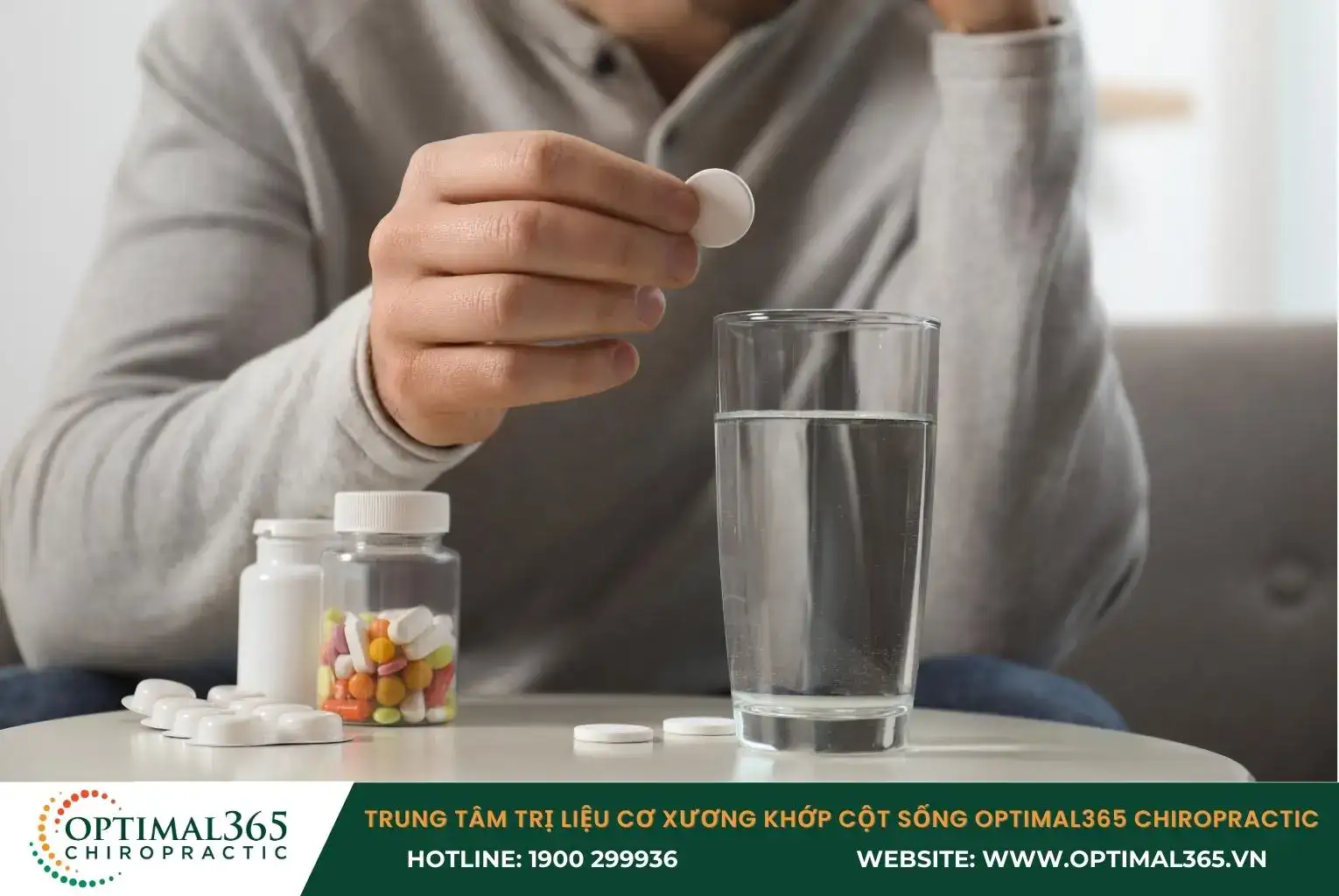 Sử dụng thuốc giảm đau xoa dịu cơn đau nửa đầu bên phải