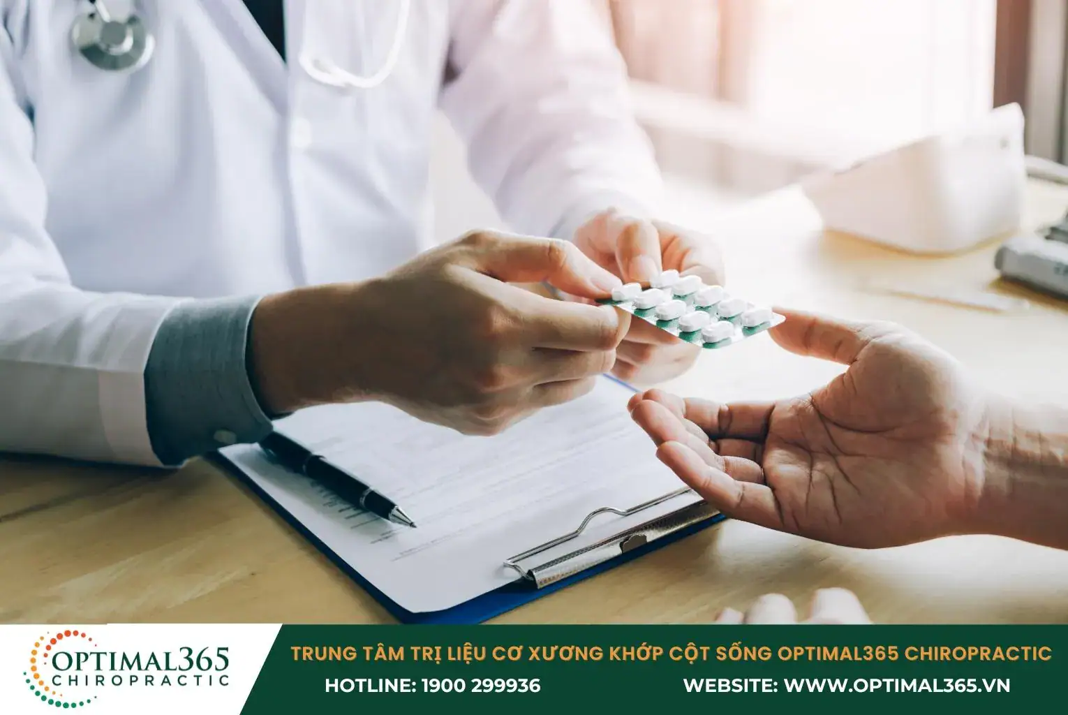 Người bệnh cần dùng thuốc điều trị viêm khớp gối theo chỉ định bác sĩ