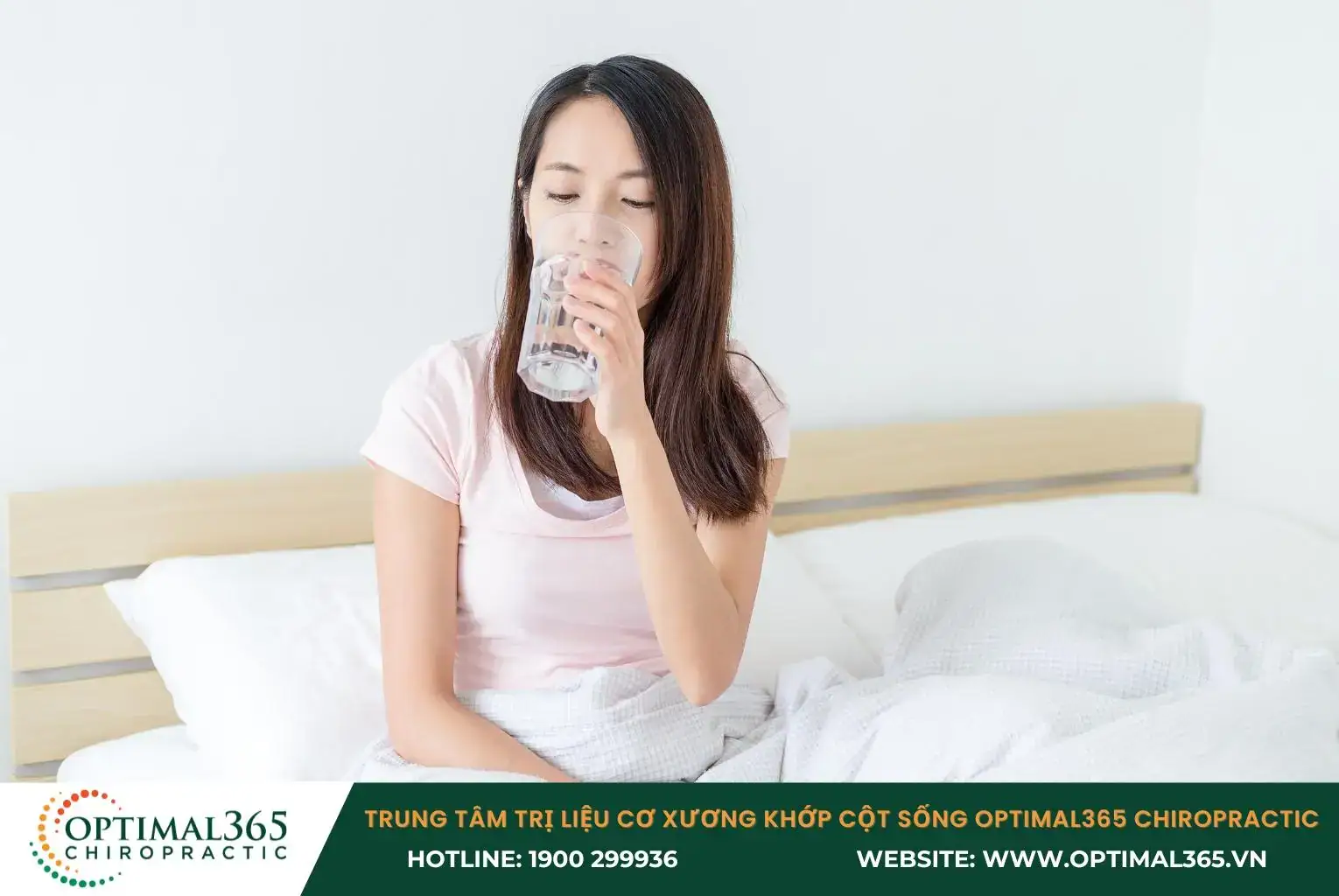 Người đau đầu nên bổ sung đủ nước mỗi ngày