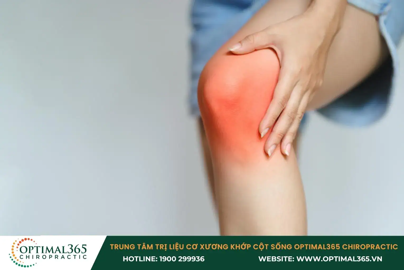 Người bệnh bị đau nhức, sưng đỏ khớp gối, khó cử động